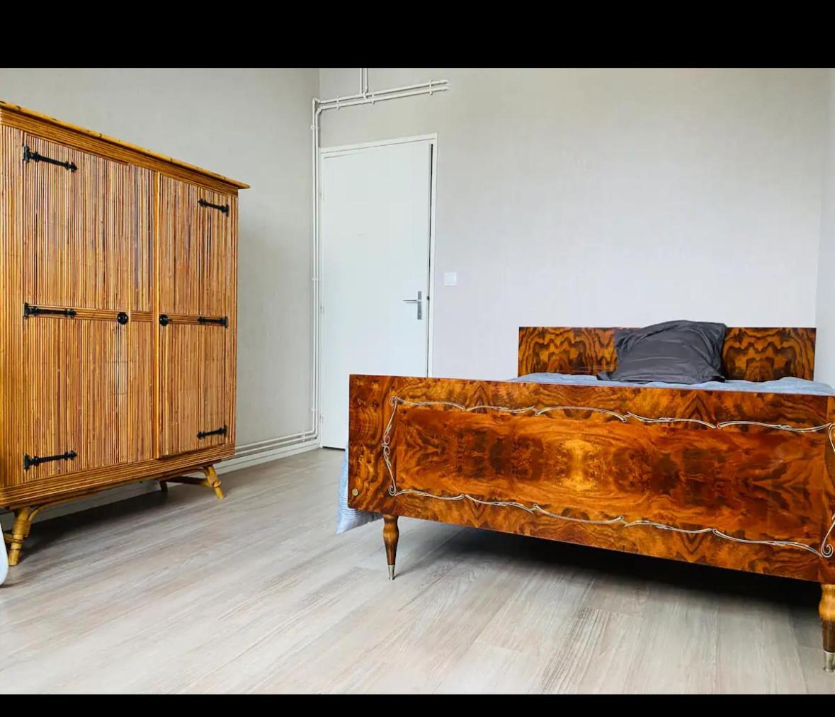 Chambre Privee Angers Extérieur photo